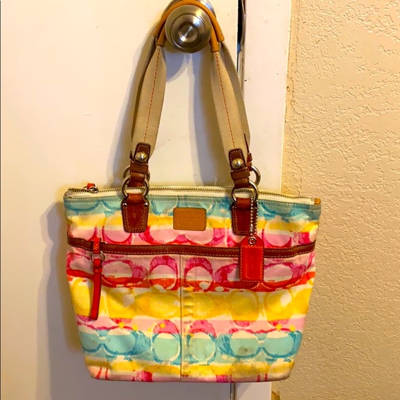 Coach Hampton Signature C Watercolor Scribble P - Picture 1 of 7